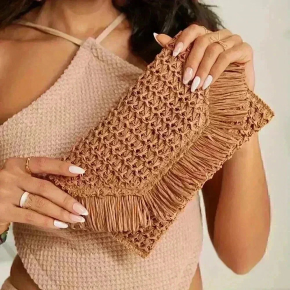 Handbags - Straw Clutch Handbag
